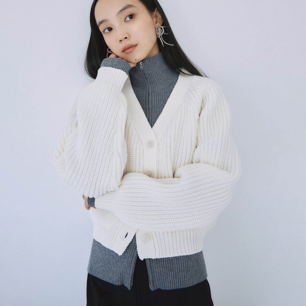 High-stretch knit cardigan