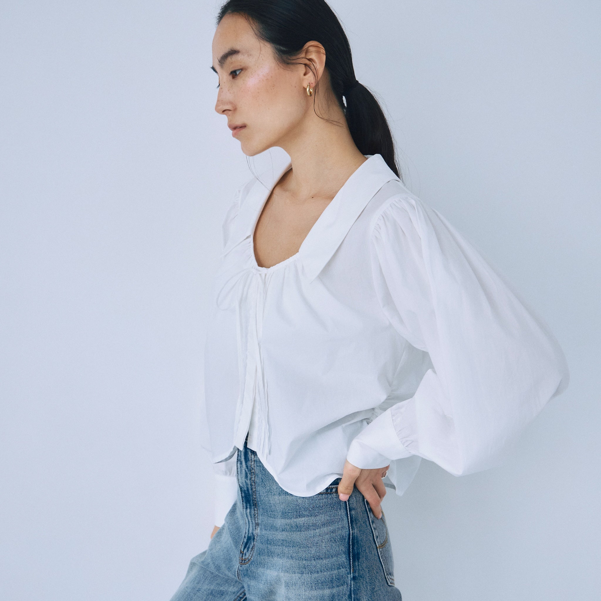 ピンタックLaceギャザーショートシャツ