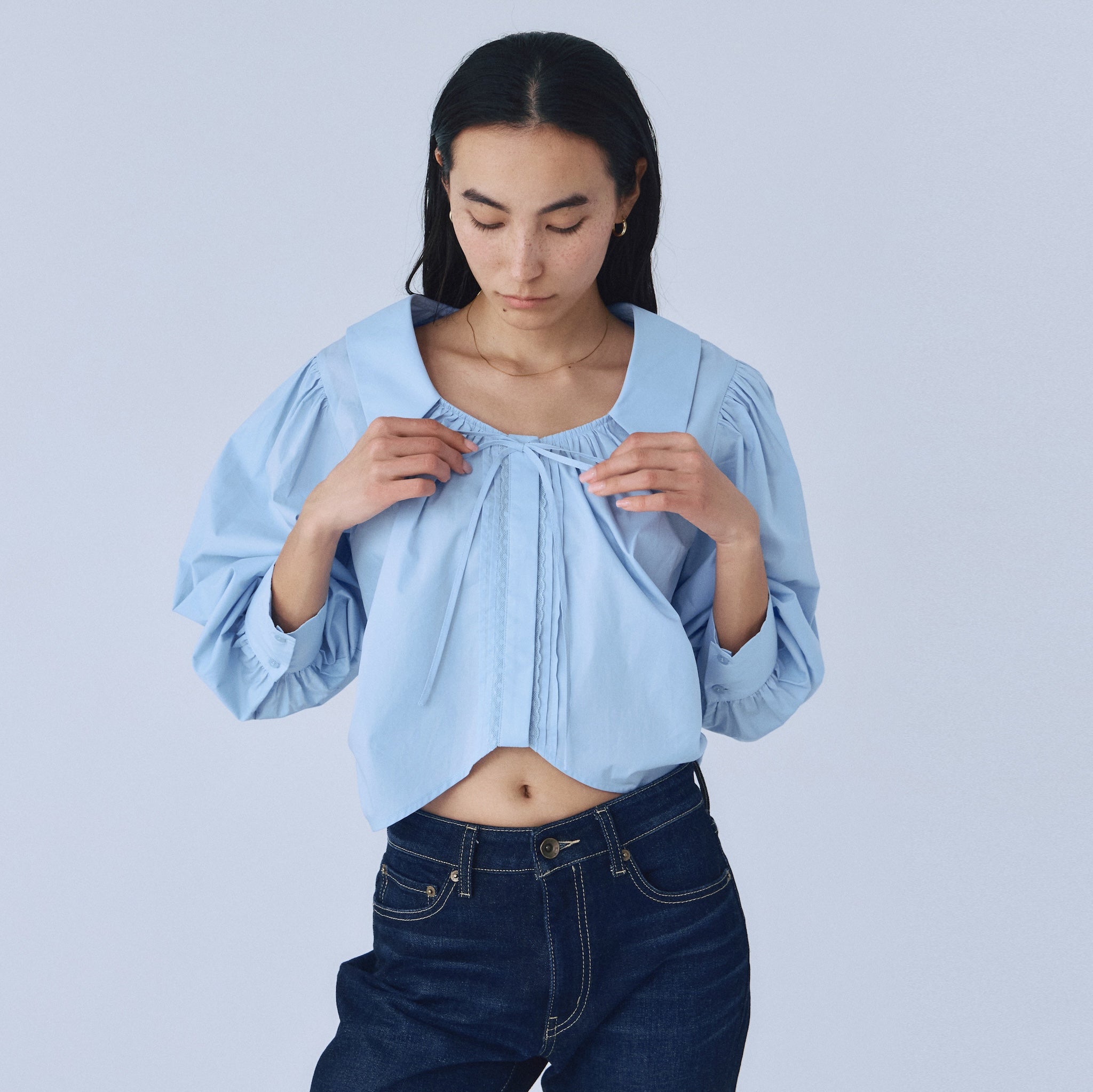 ピンタックLaceギャザーショートシャツ