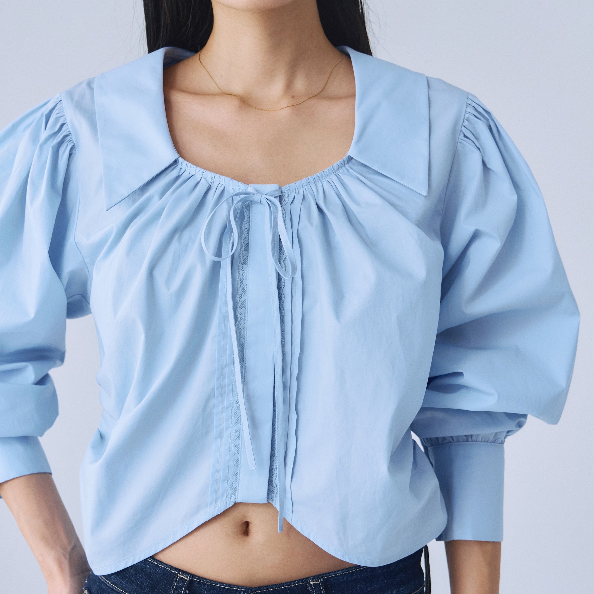 ピンタックLaceギャザーショートシャツ