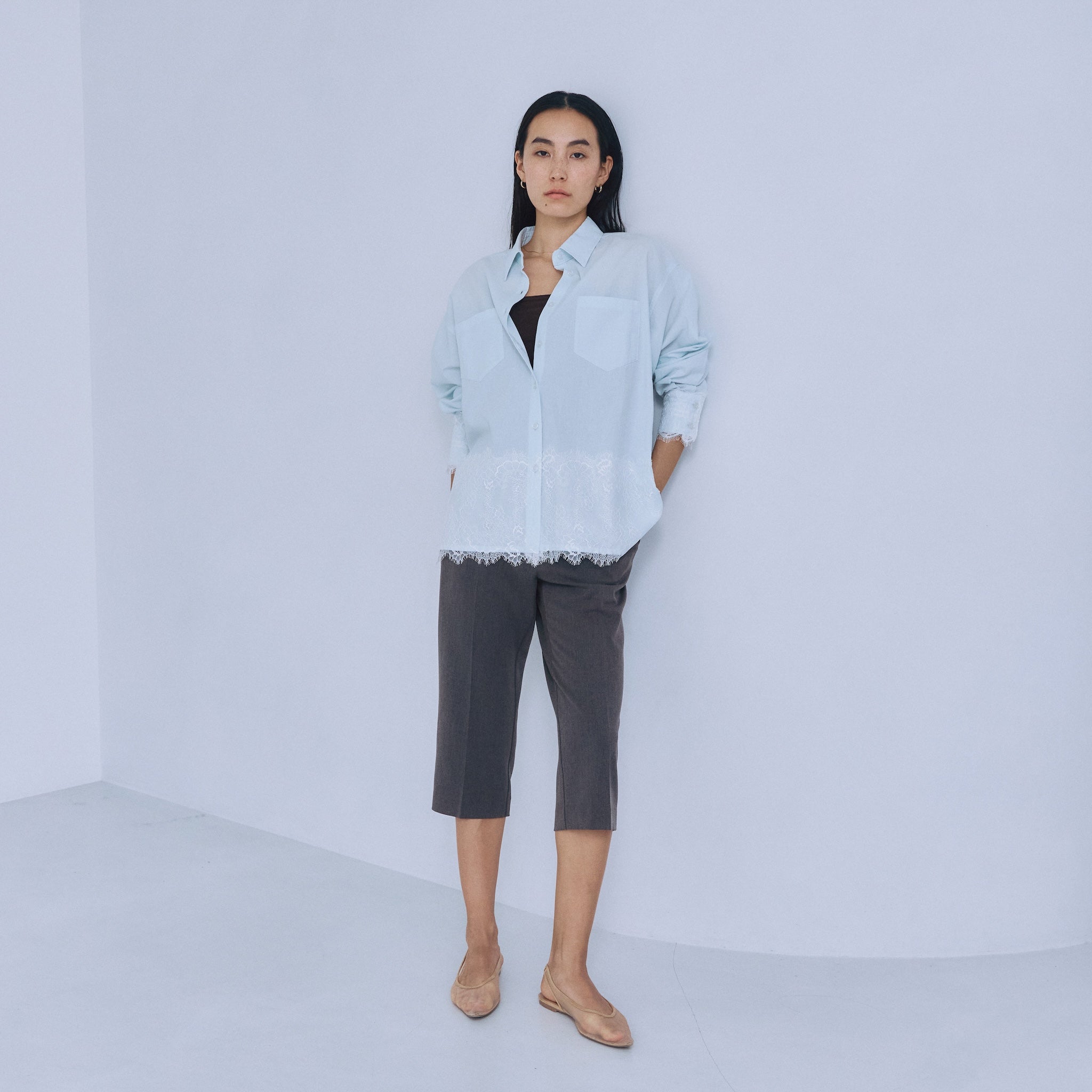 Cotton Washヘムレースシャツ