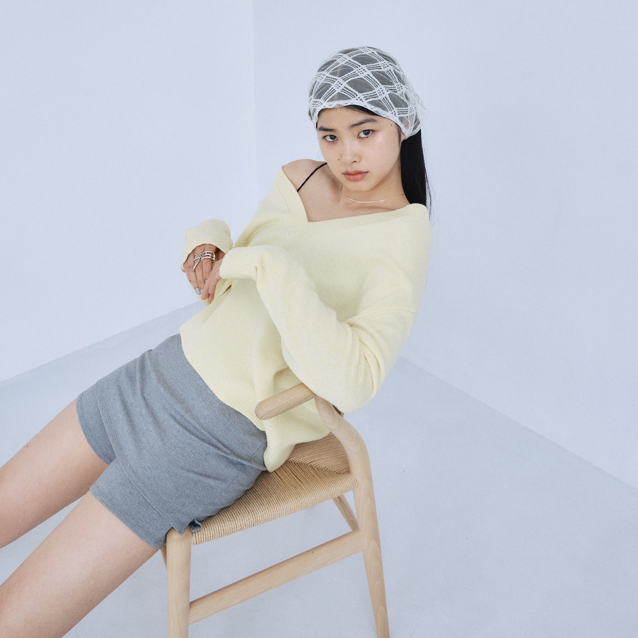 Merino Wool Vネックニットトップス