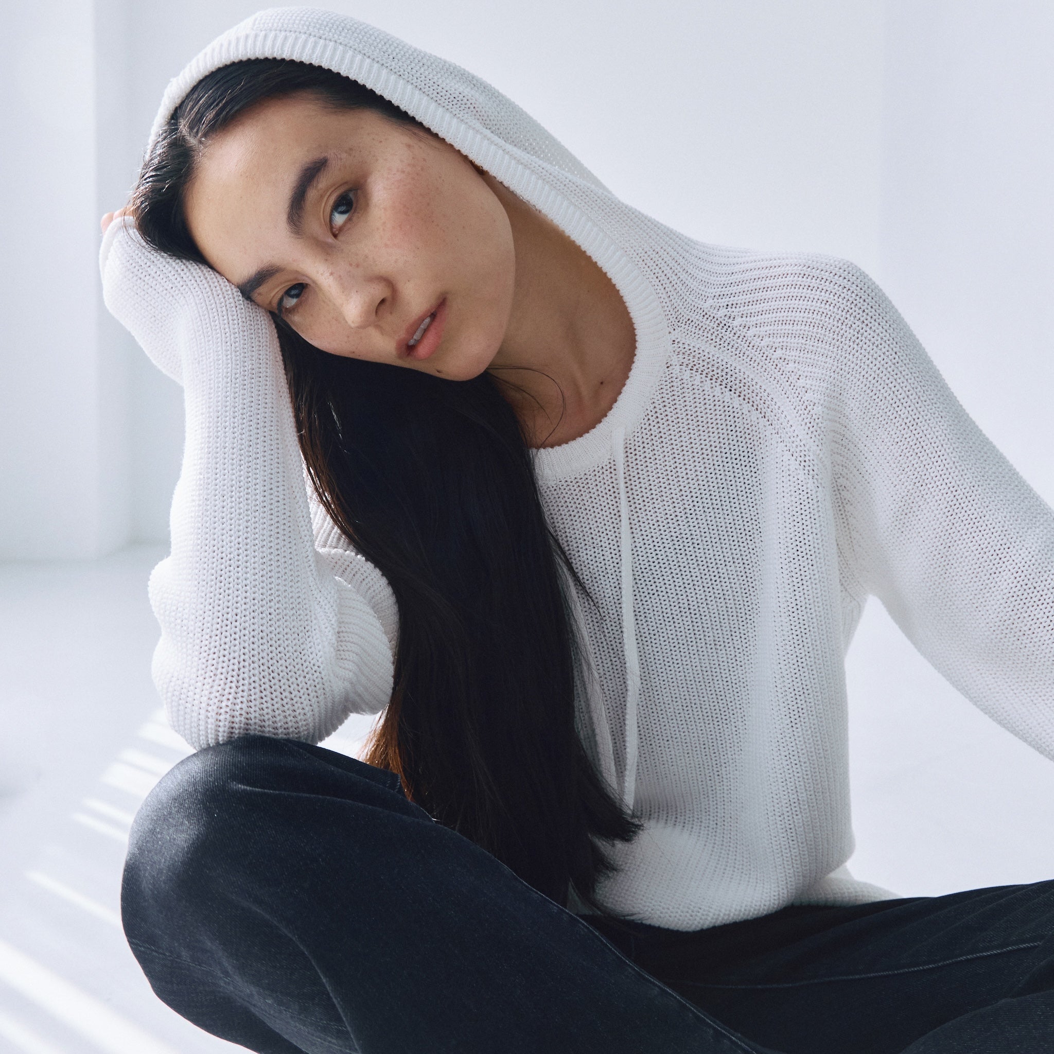 サイドスリットニットフーディー