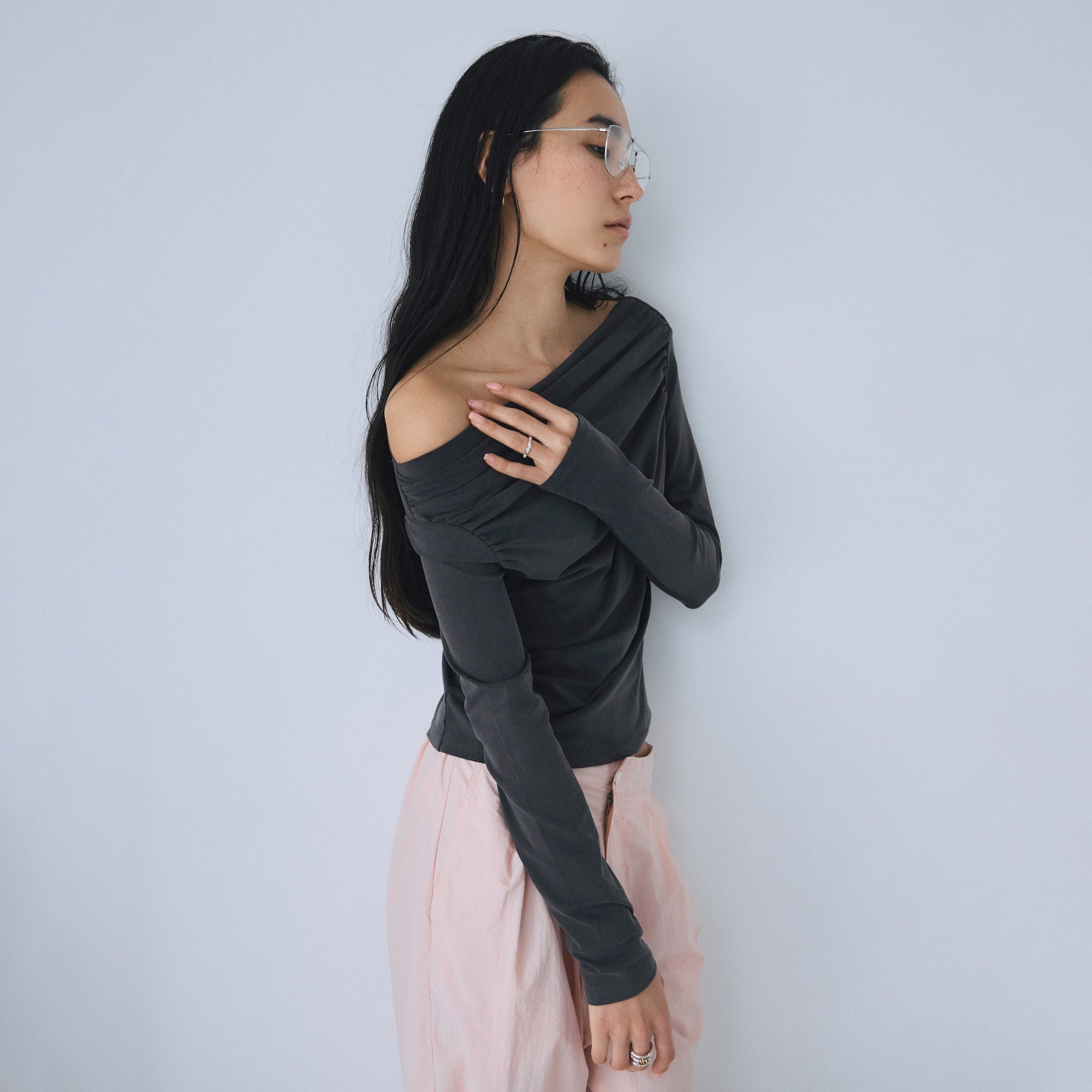 2wayネックデコルテロングスリーブ