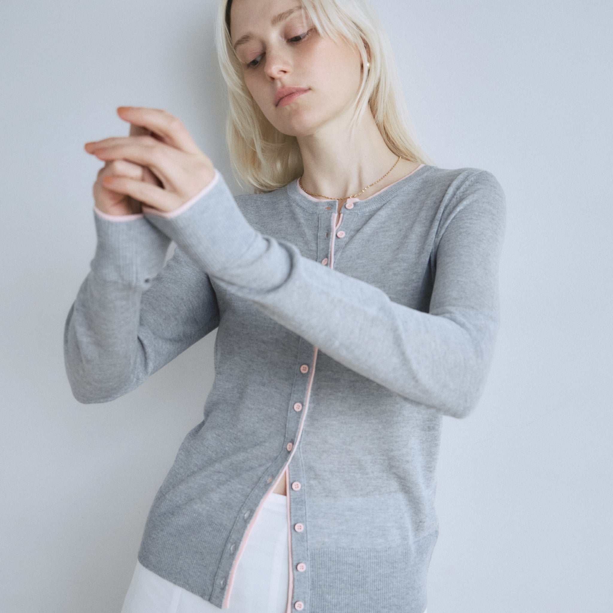 Airy Touch Knit Cardigan