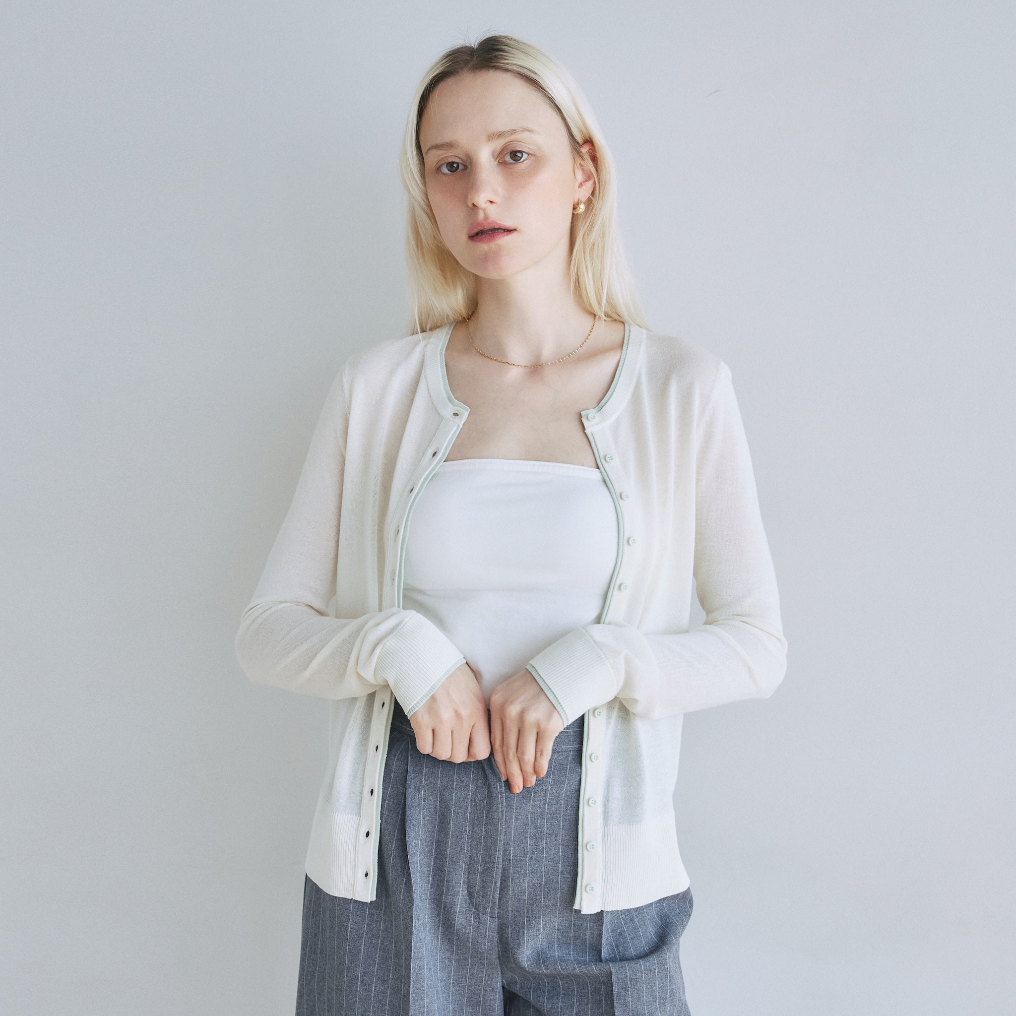 Airy Touch Knit Cardigan