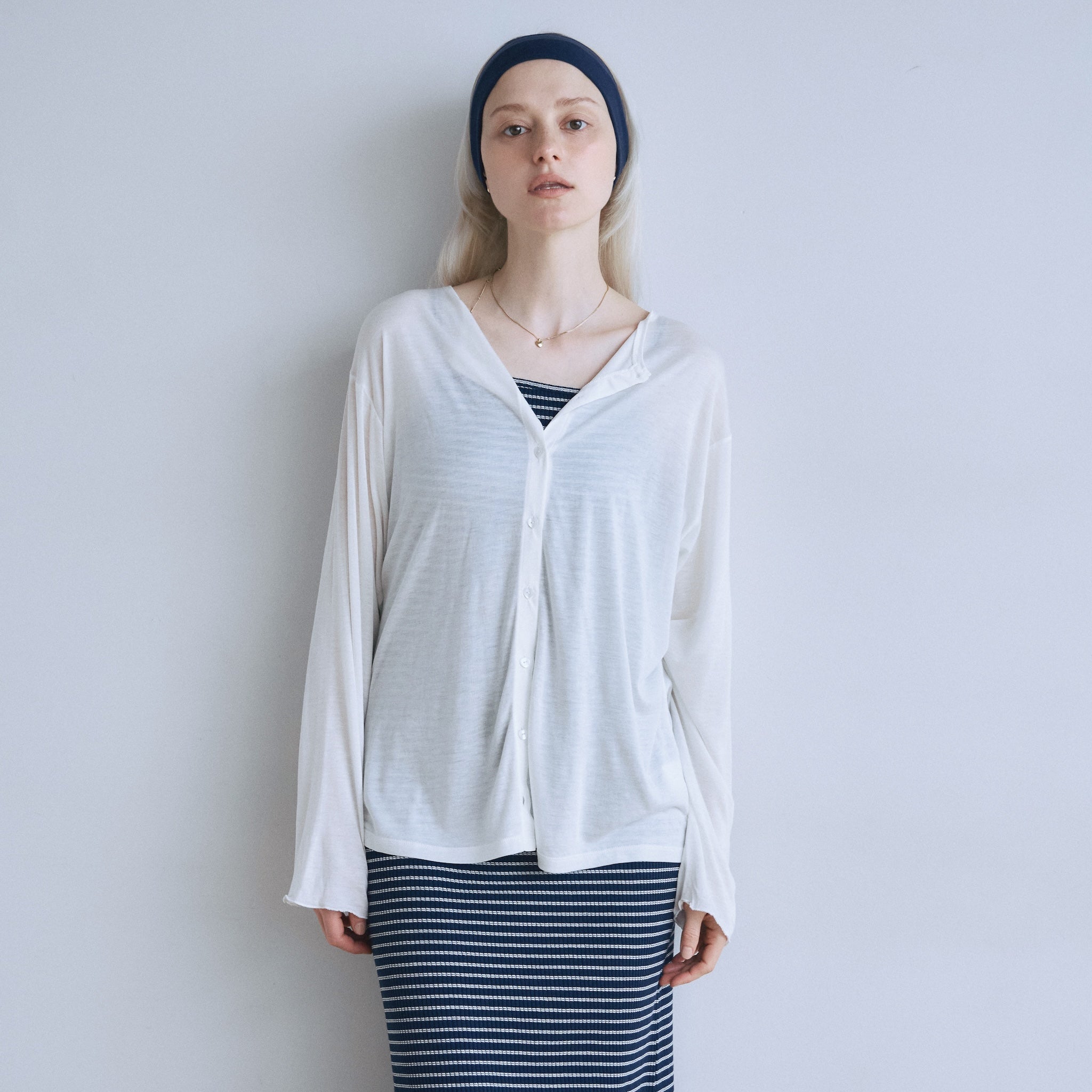 Heartボタンエアリーカーディガン