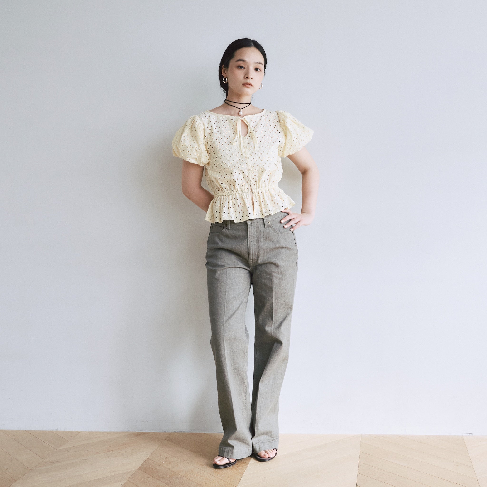 Cotton Laceパフスリーブシャツ