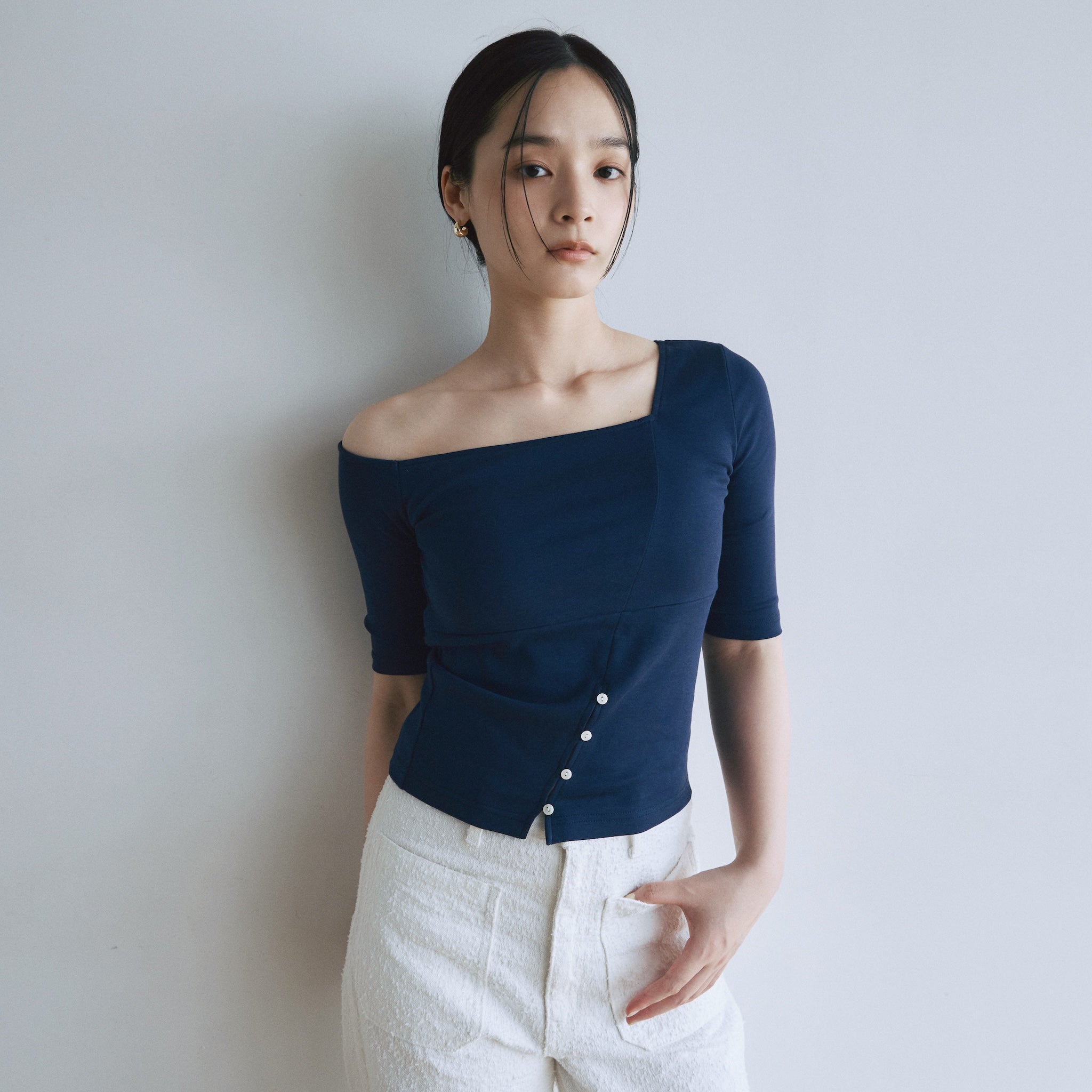 パッドin Mofty Asymmetryハーフスリーブ