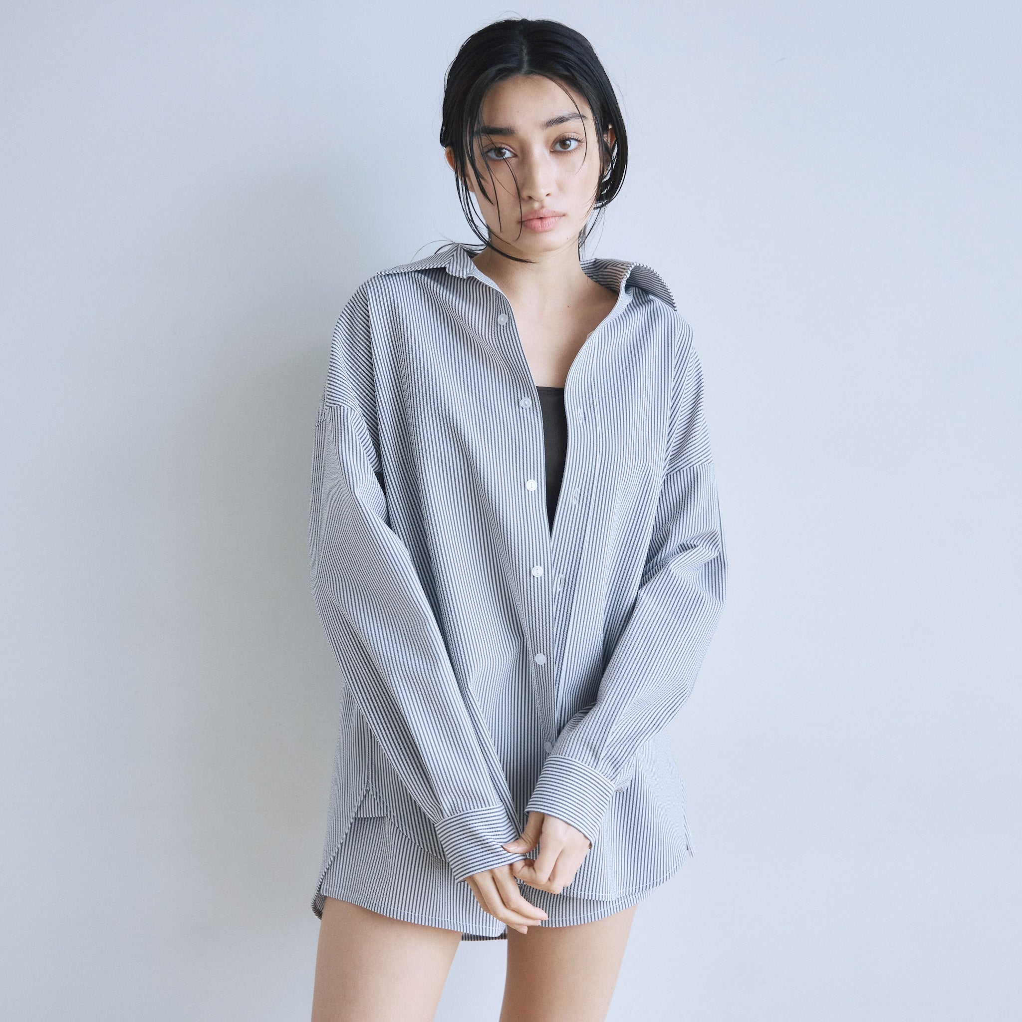 UV-blocking waterproof shirt