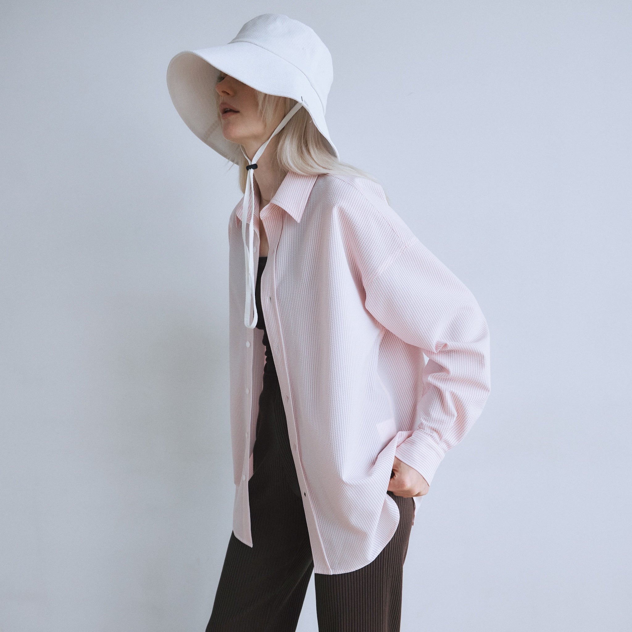 UV-blocking waterproof shirt