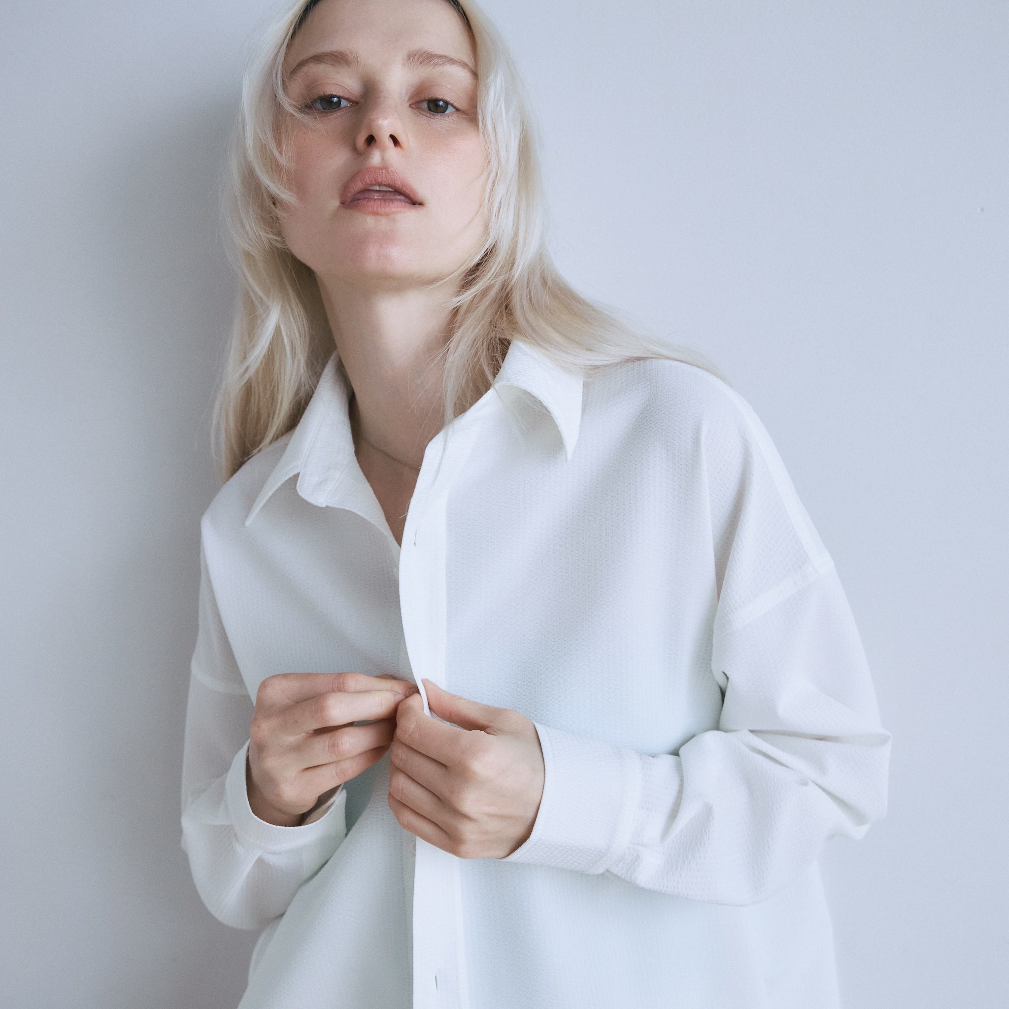 UV-blocking waterproof shirt