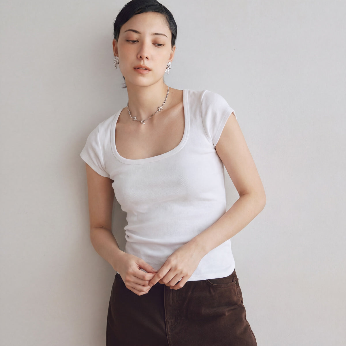 Old Cotton U-neck Top