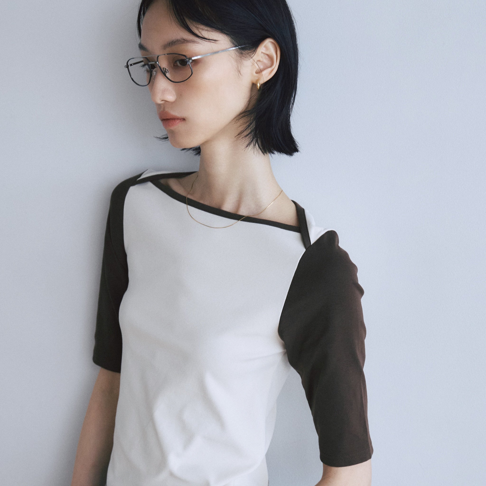 ボートネックラグランTシャツ