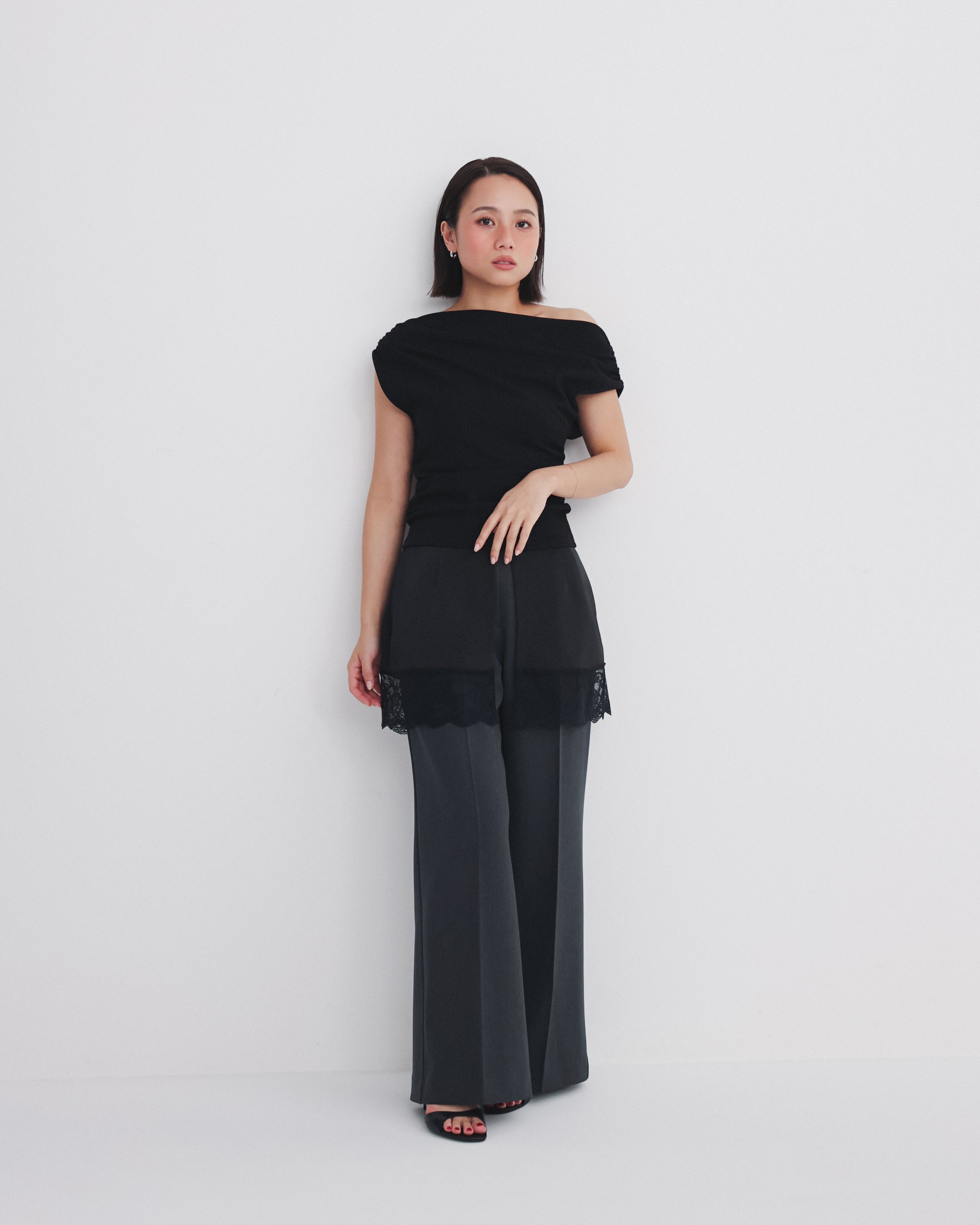 collab Asymmetry Drapeトップス