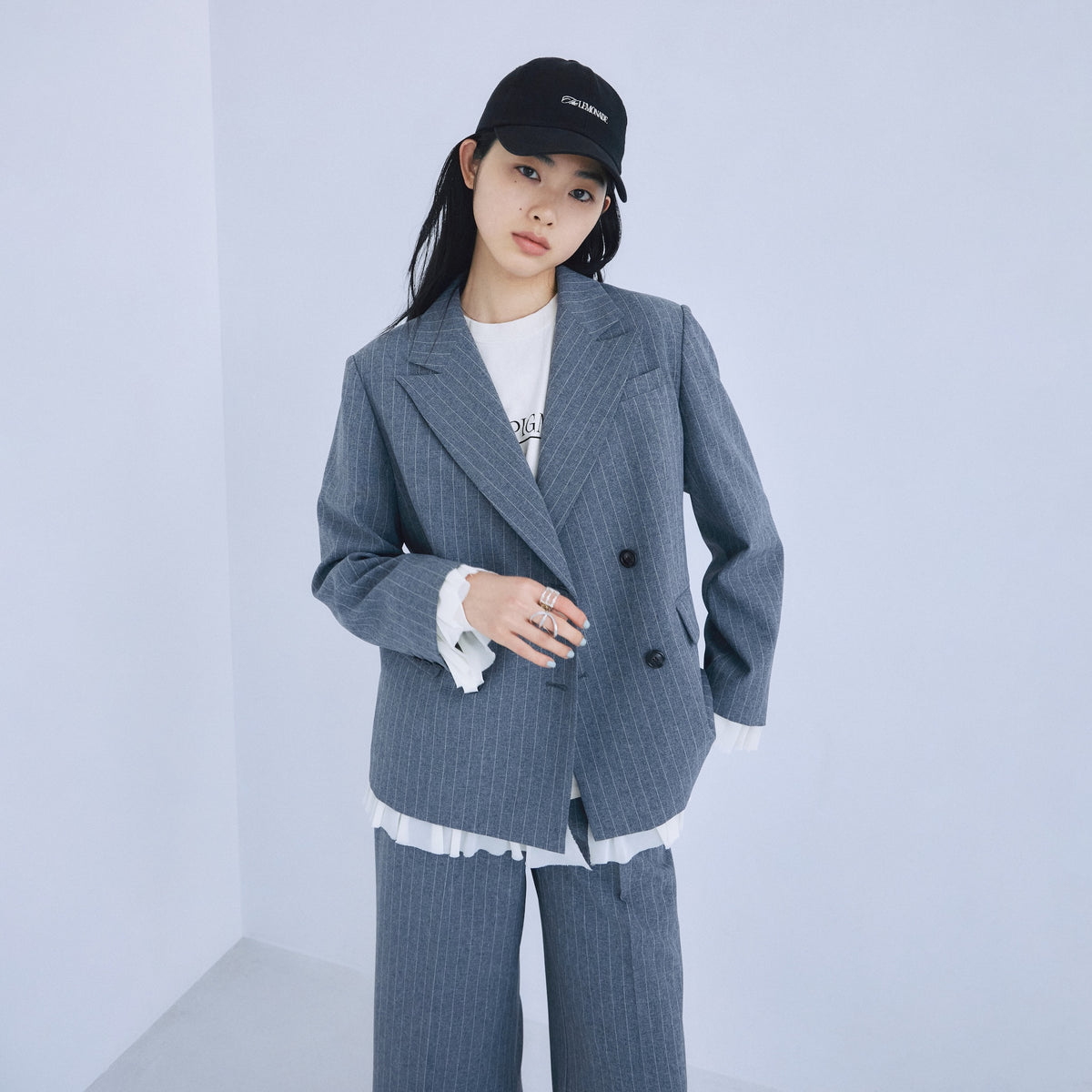 PinstripeフリルWジャケット