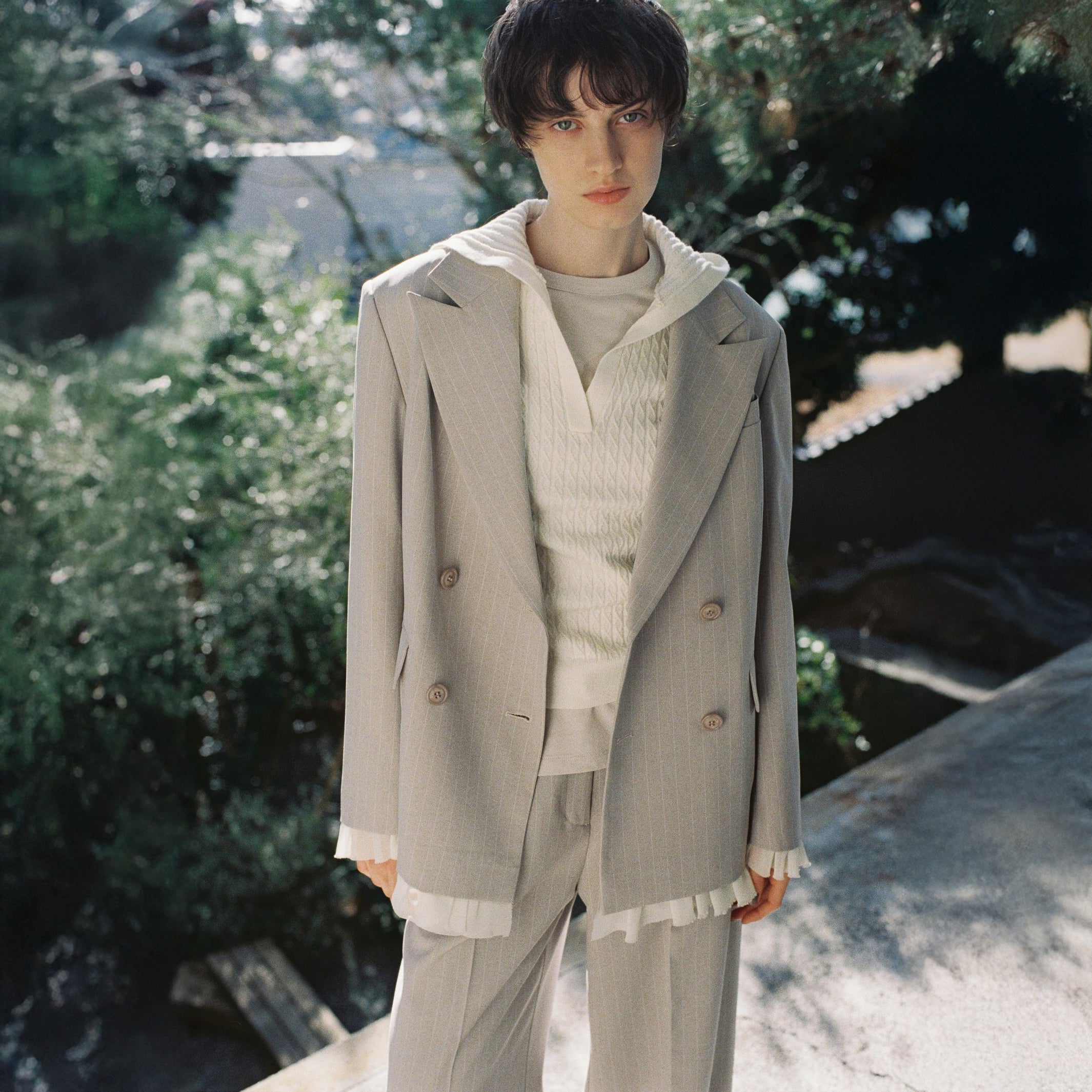 Pinstripe 2-tuck slacks