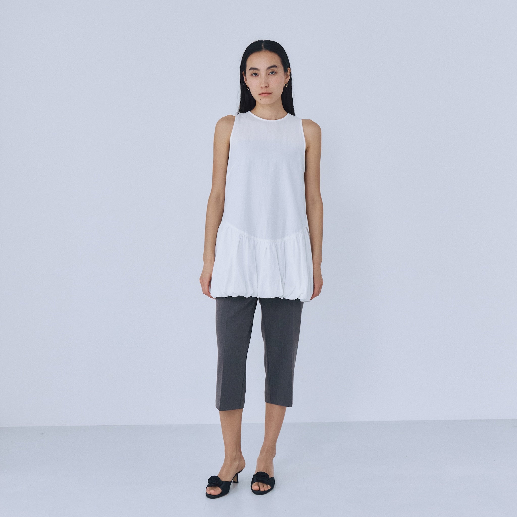 HALFカットスラックス