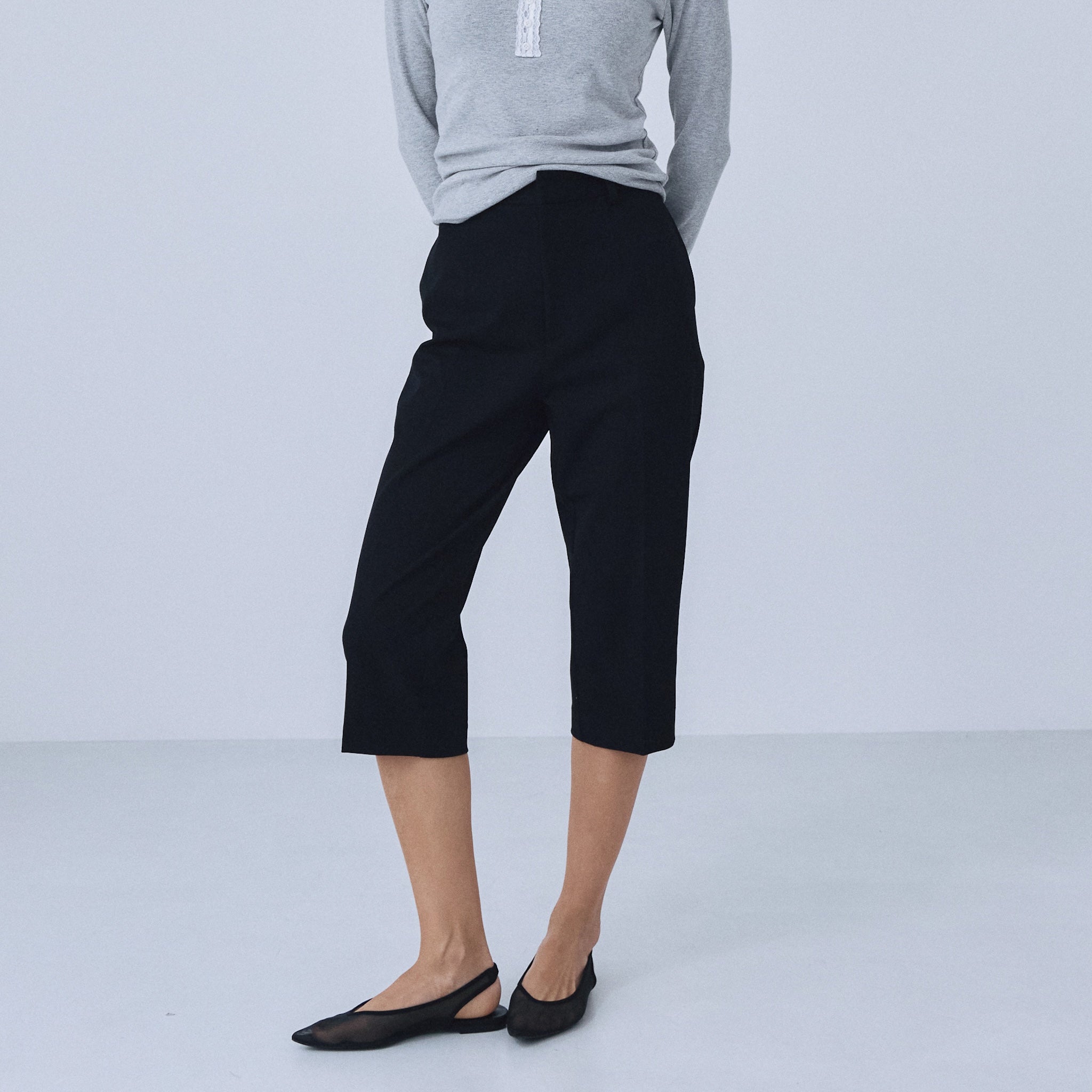 HALFカットスラックス