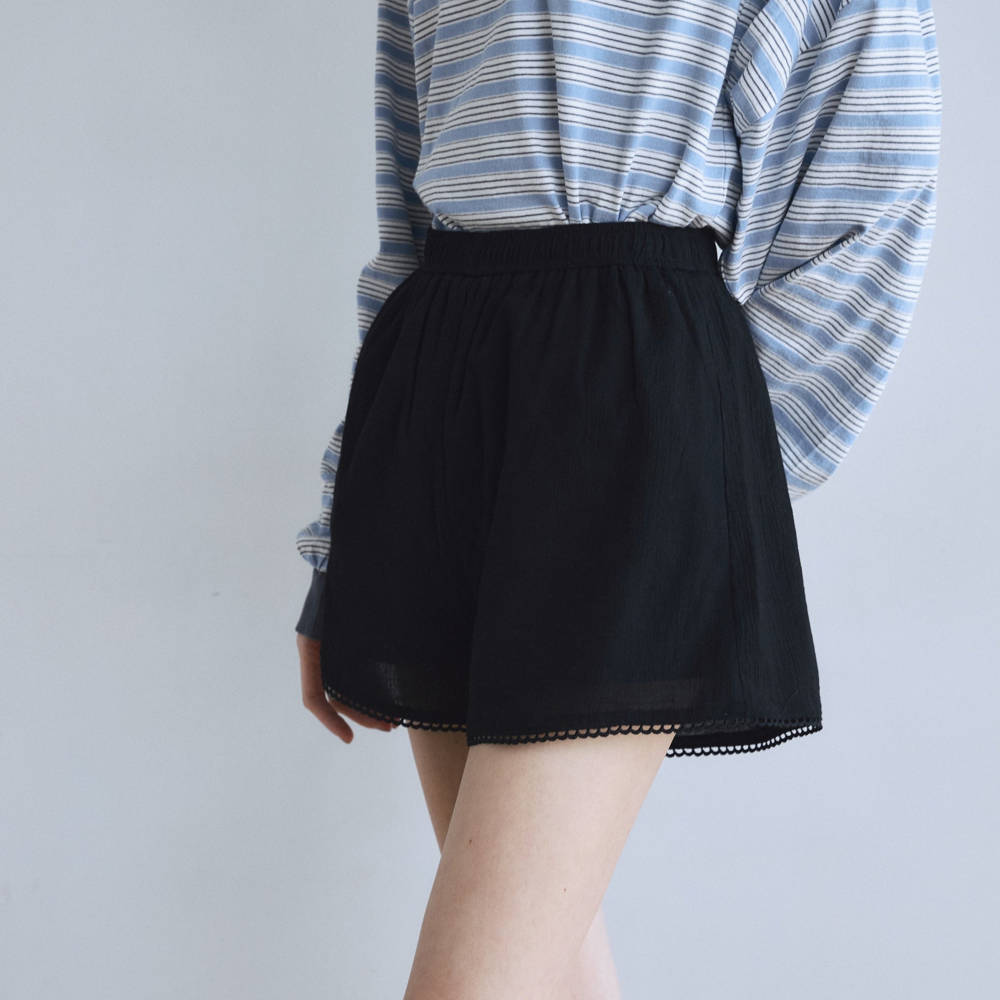 C/voile ピコレースショートパンツ