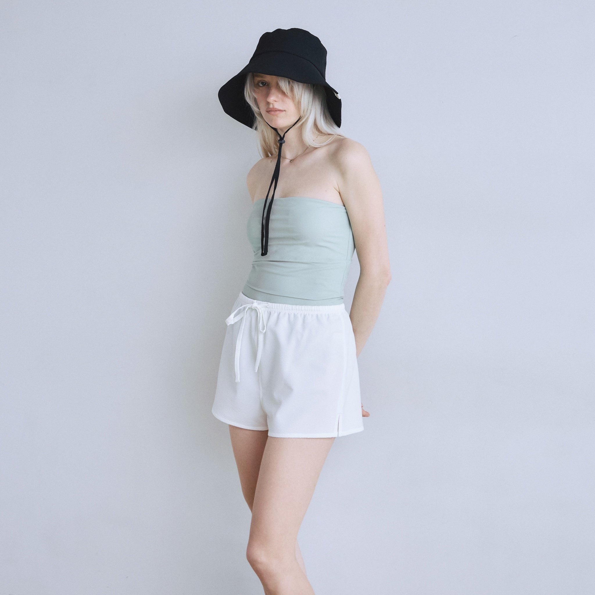 UV-cut waterproof shorts
