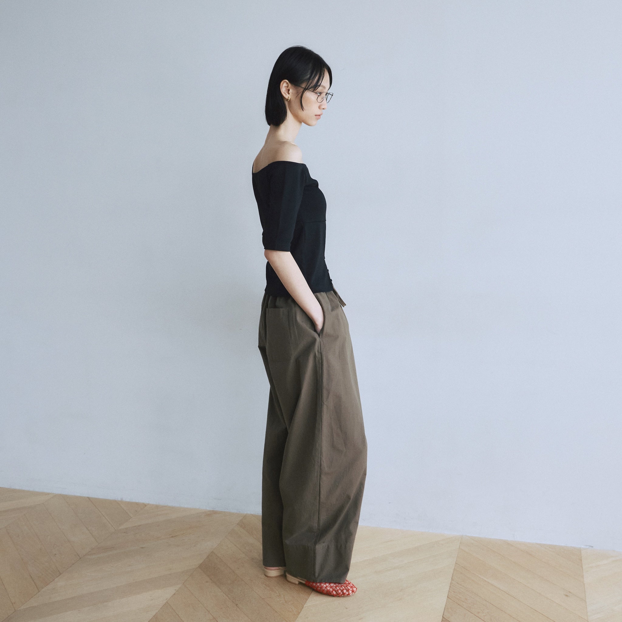 Narrow waistコットンバレルパンツ
