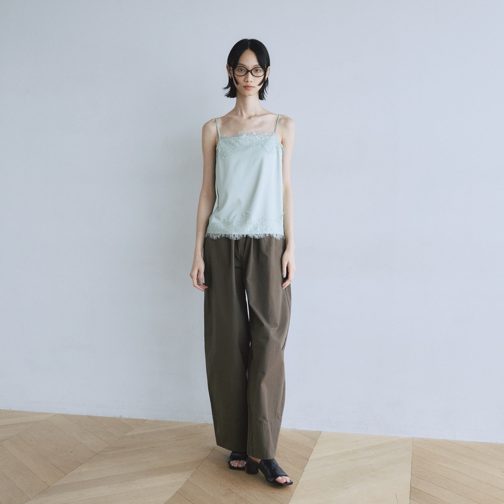 Narrow waistコットンバレルパンツ