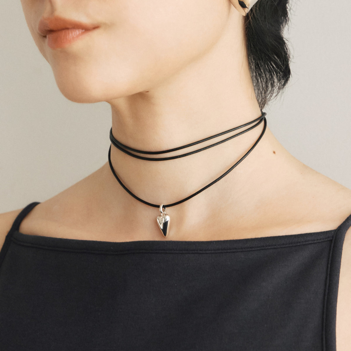 R.heart choker