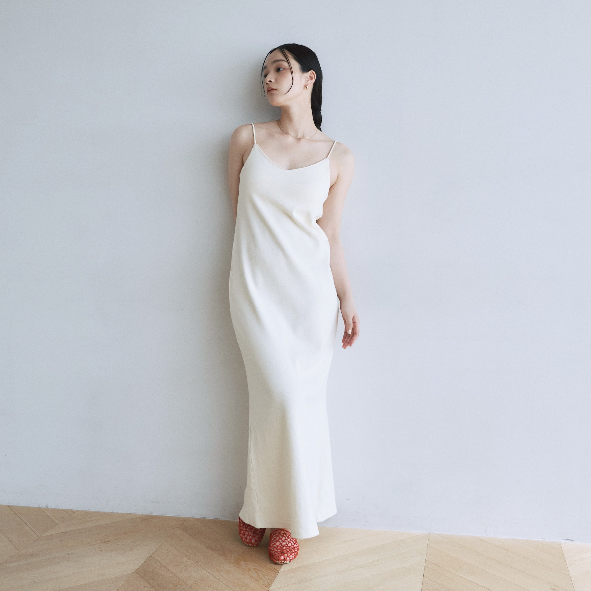 パッドin RIB mermaid Vカットキャミドレス