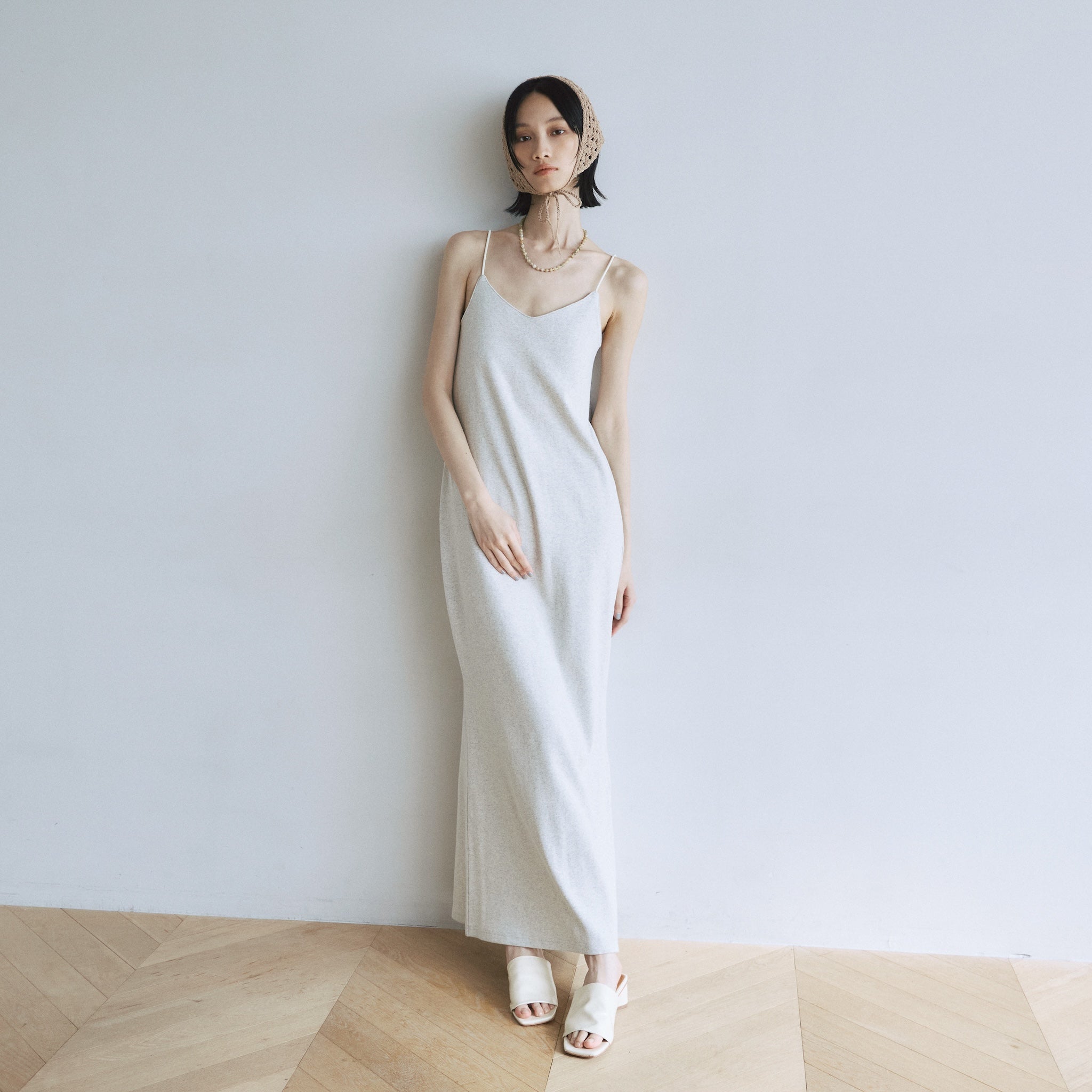 パッドin RIB mermaid Vカットキャミドレス