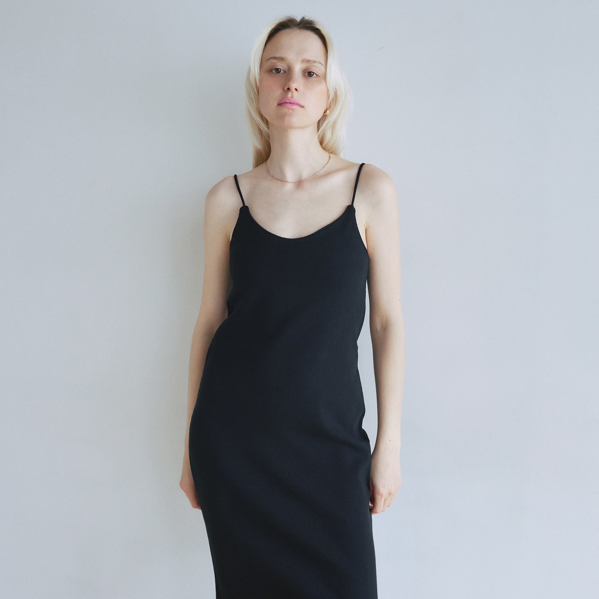 パッドin RIB mermaid Vカットキャミドレス