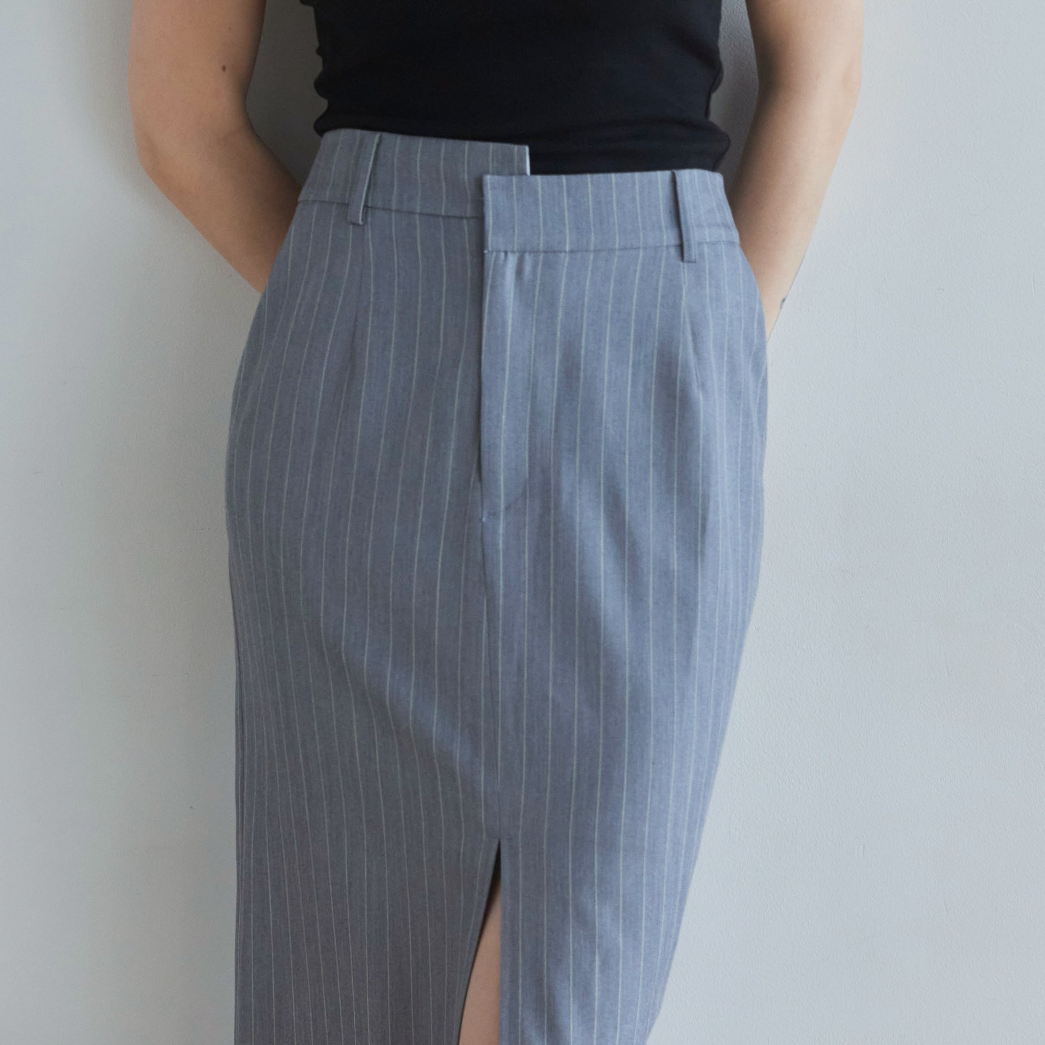 Waist asymmetry スリットスカート