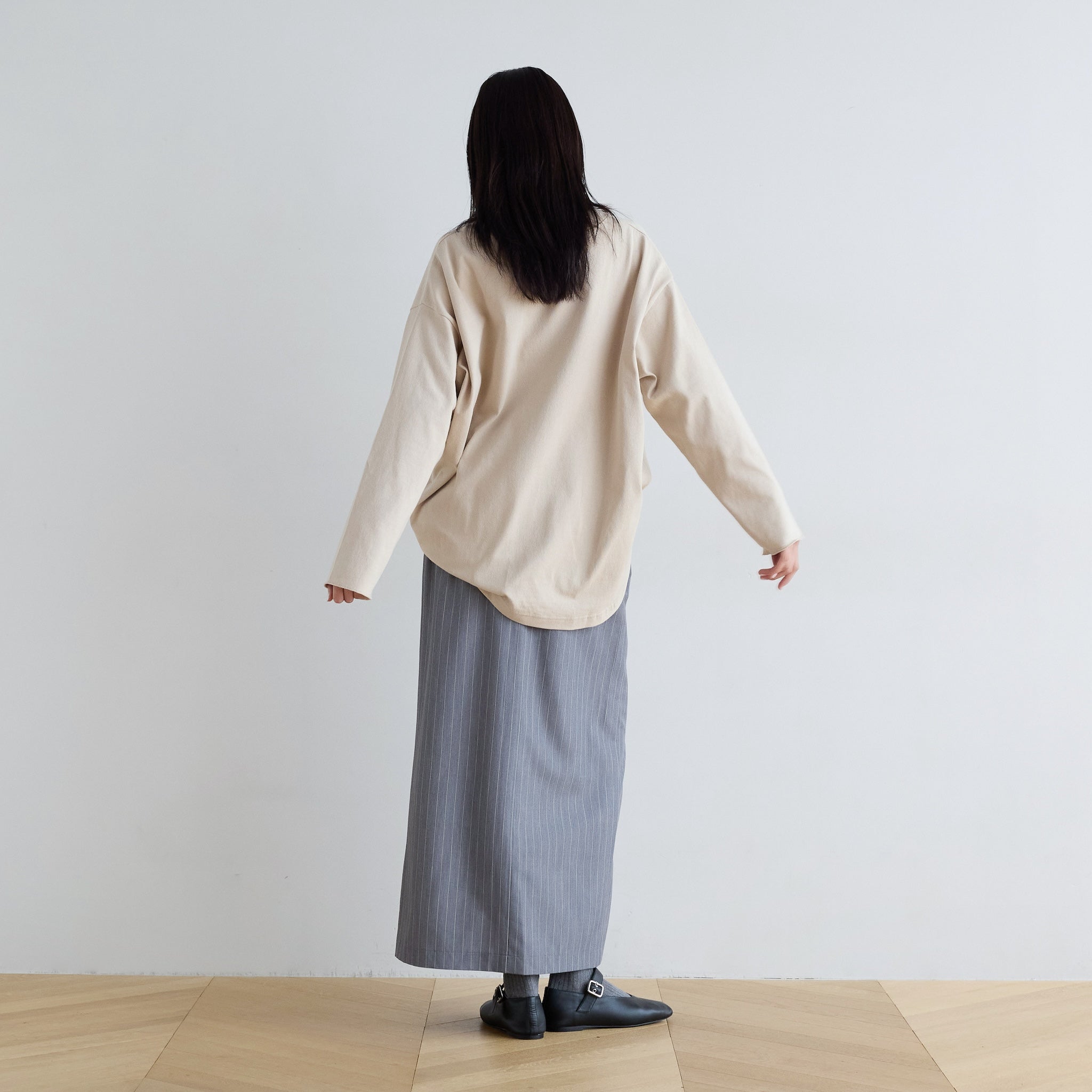 Waist asymmetry スリットスカート