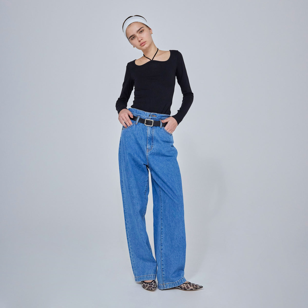 122444997-10_4132a4a0-282f-  