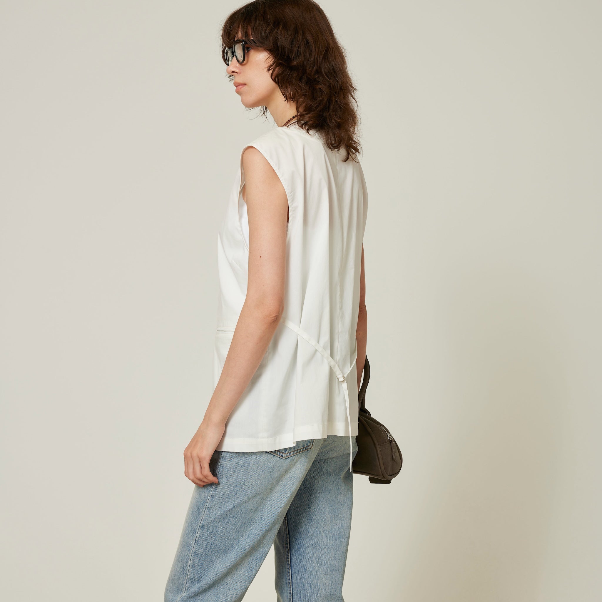 MATERIAL MEDIUMシャツベスト