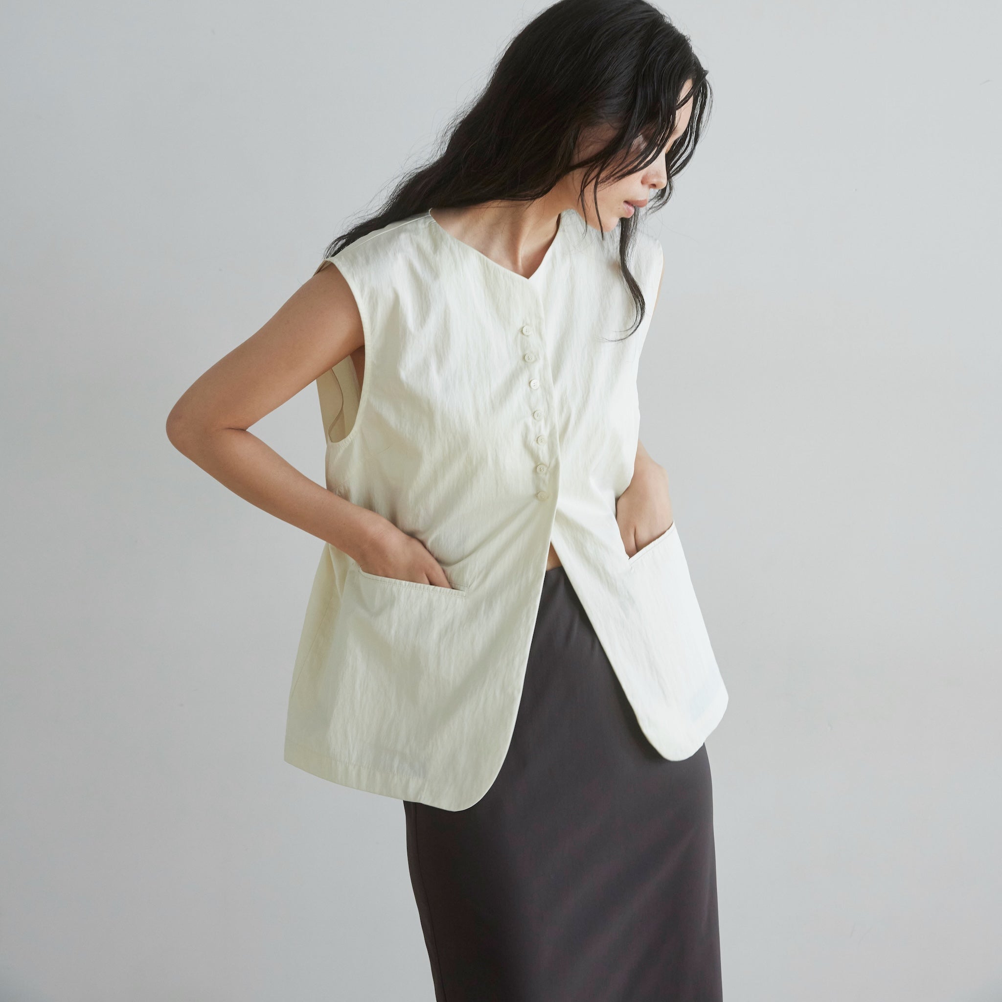 MATERIAL MEDIUMシャツベスト
