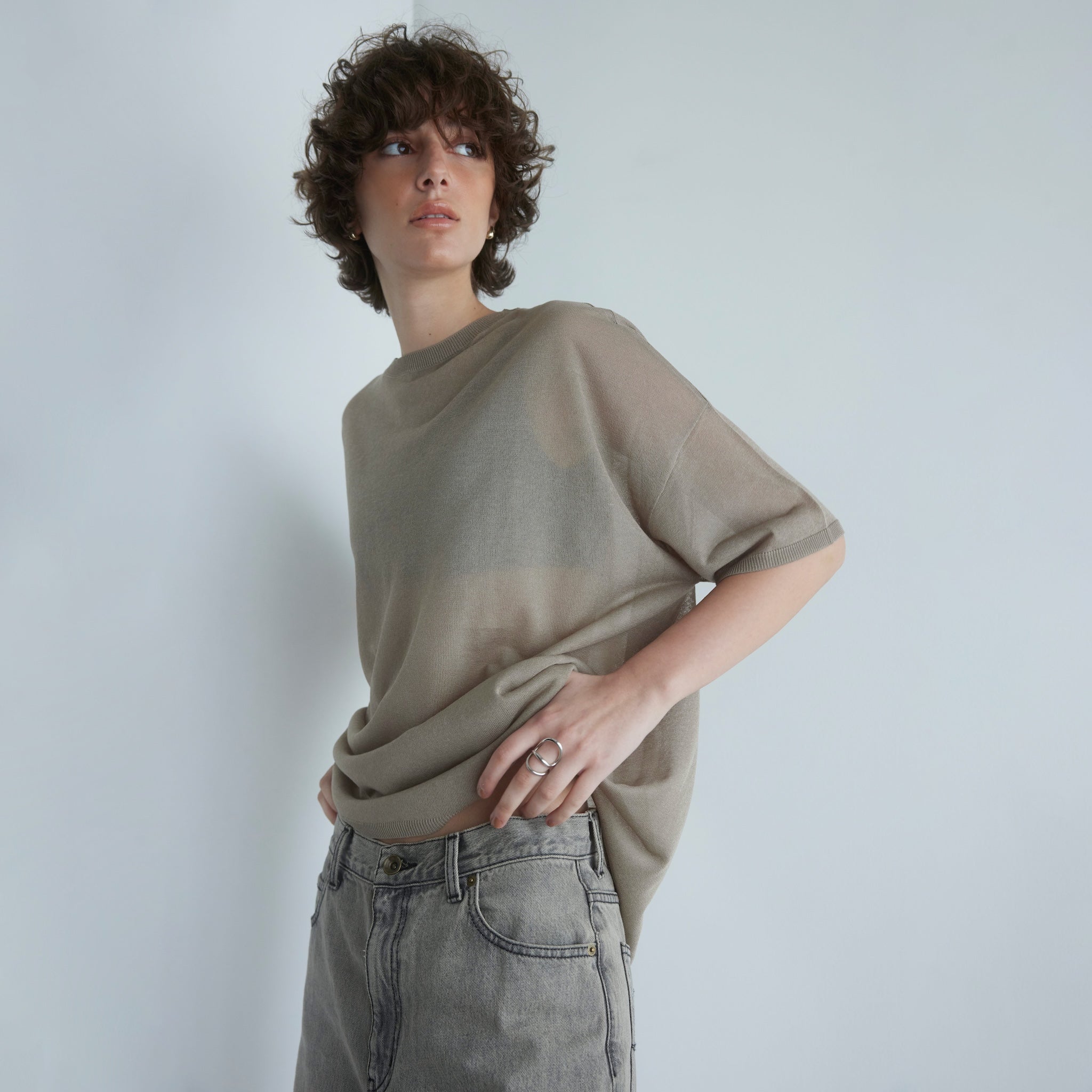 Drytouch sheer knit loose T-shirt