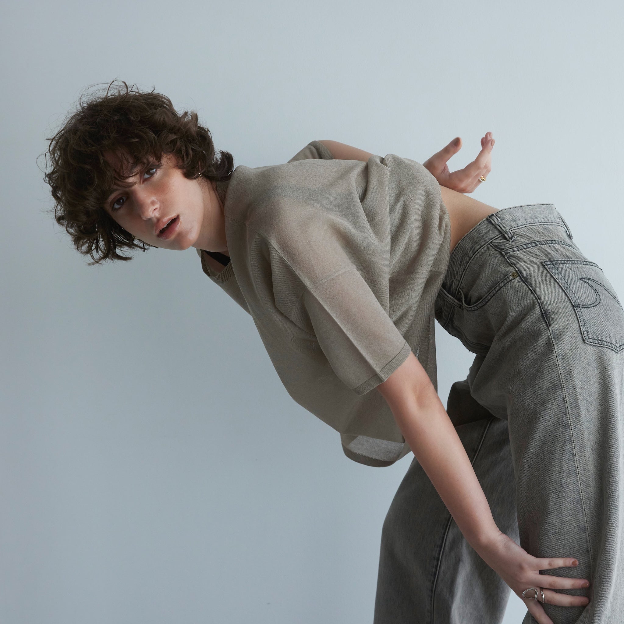Drytouch sheer knit loose T-shirt
