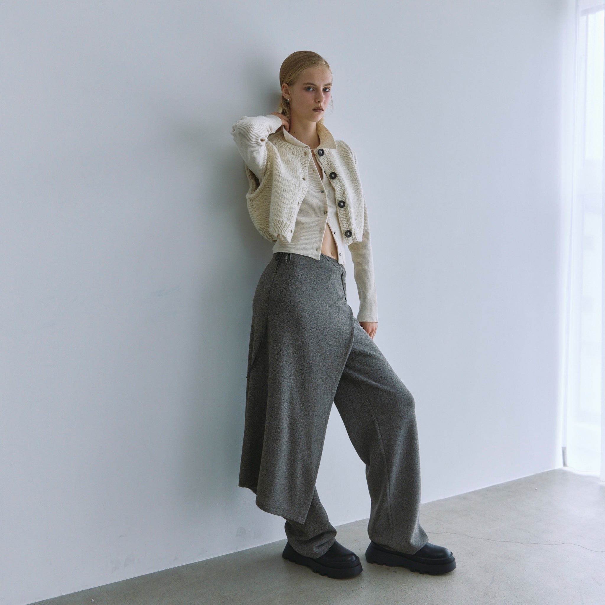 Wrap scarf knit pants