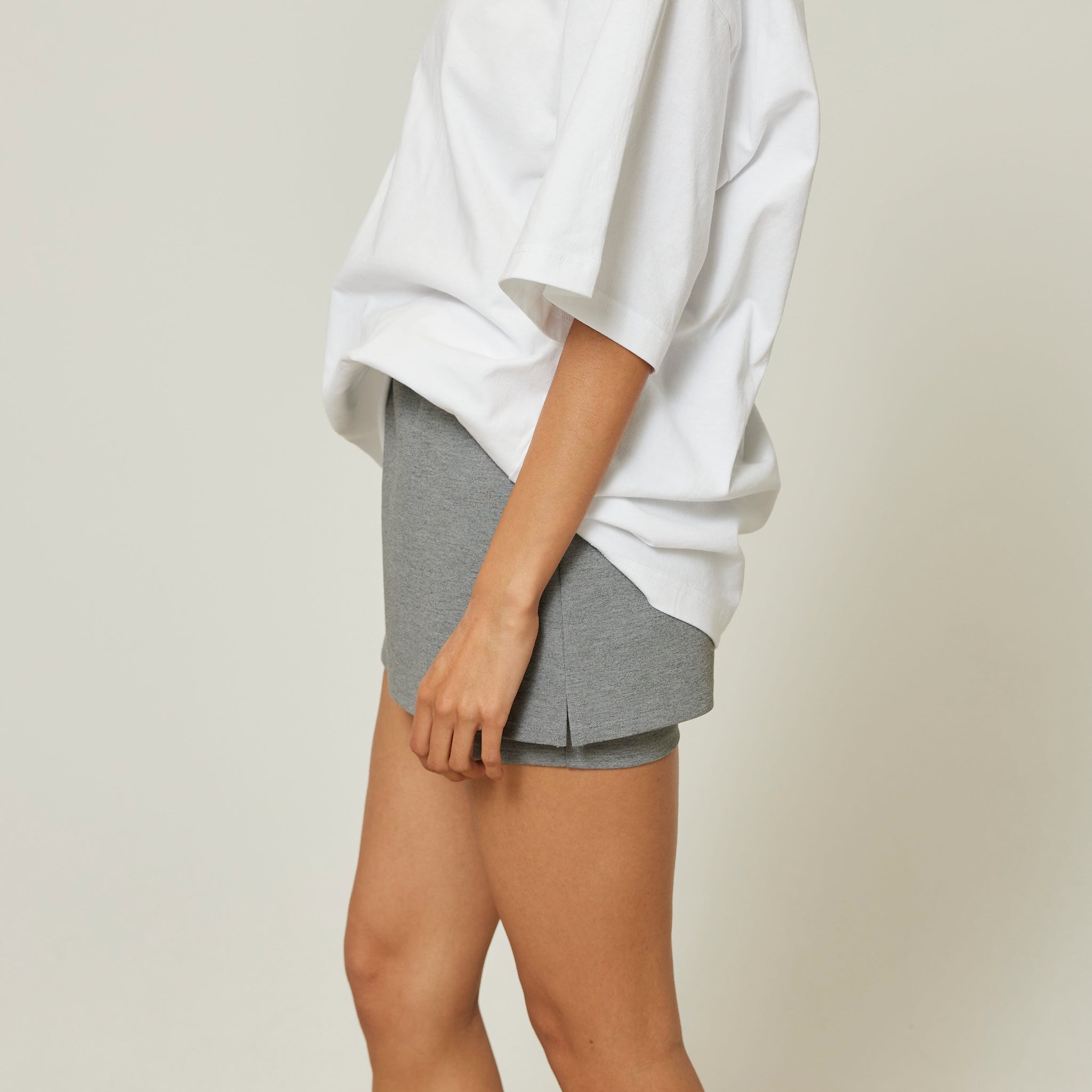 Skirt with half leggings
