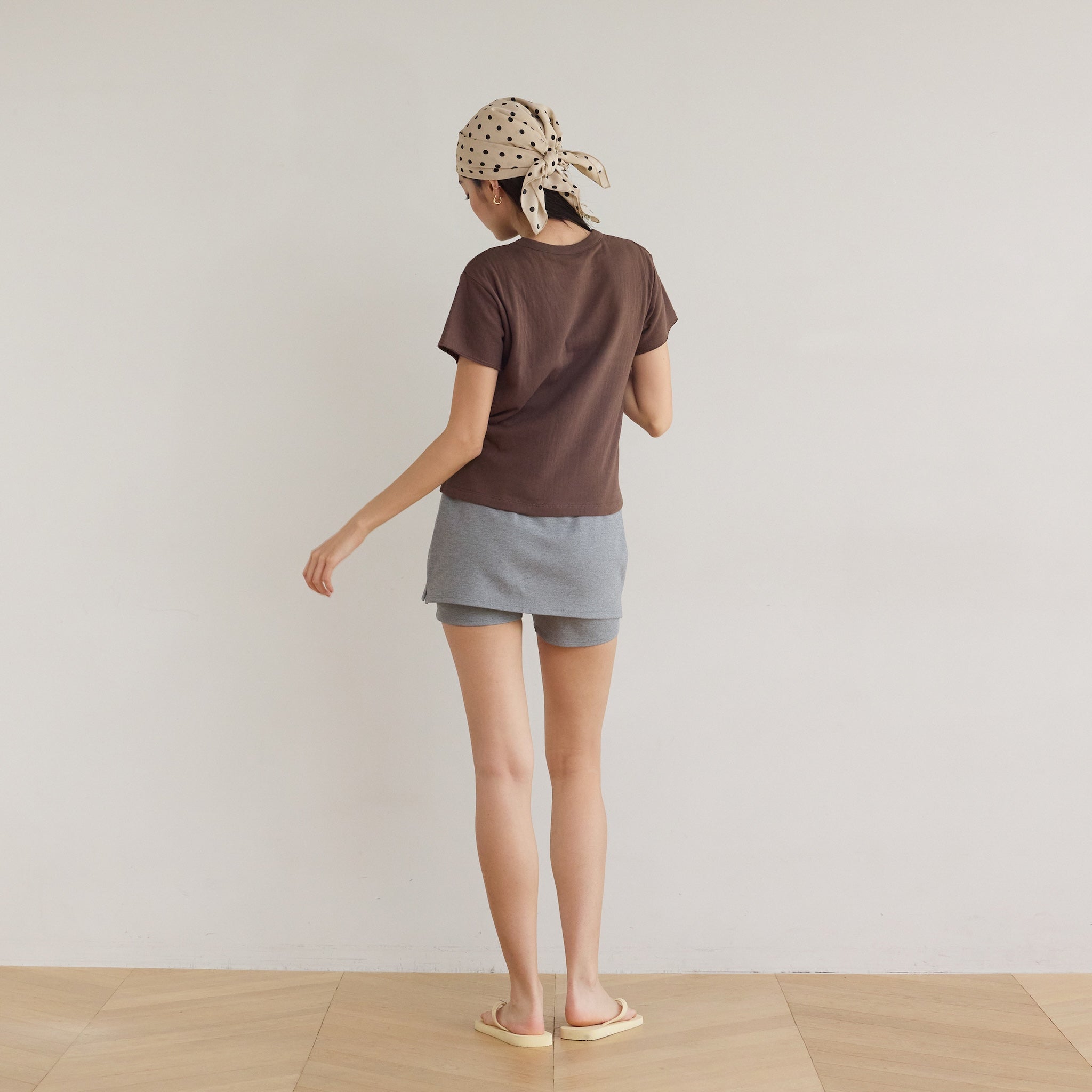 Skirt with half leggings