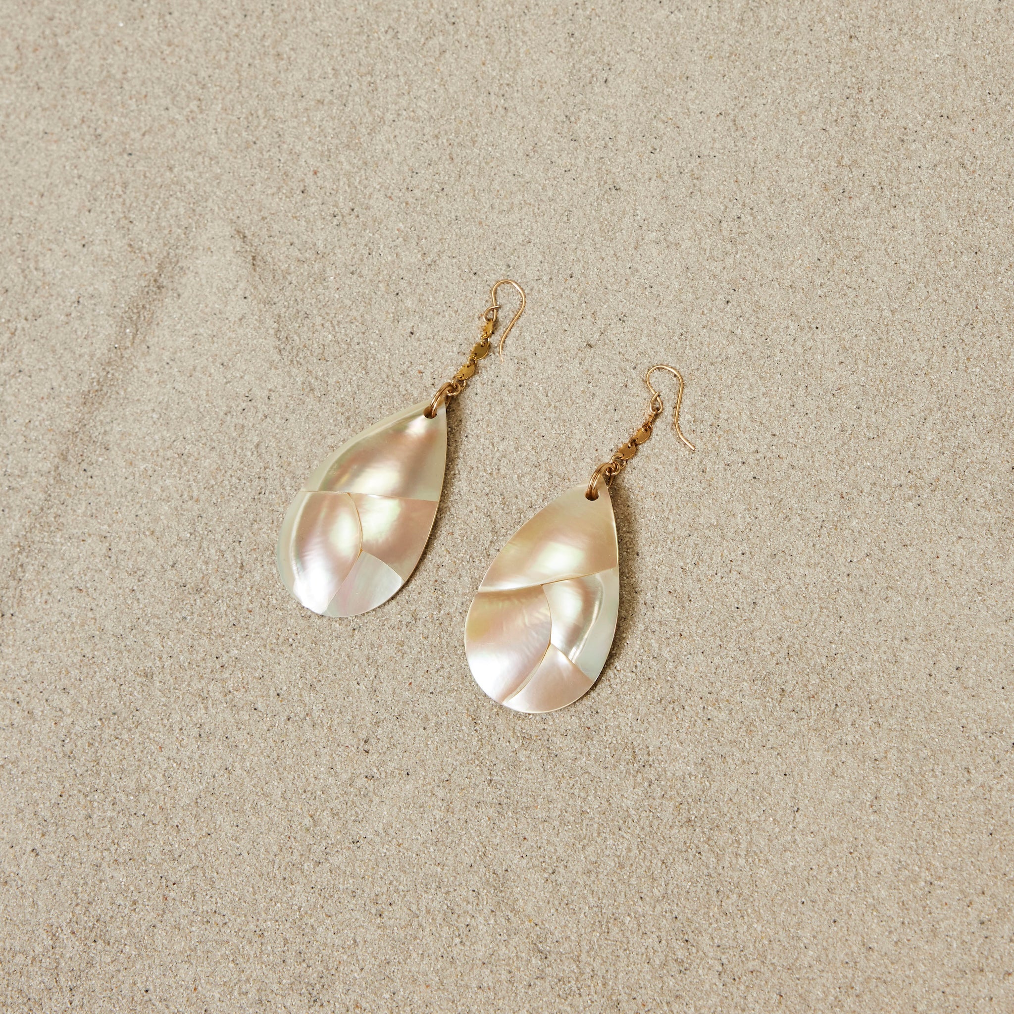 ACCESSORY