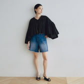 Gathered volume airy top