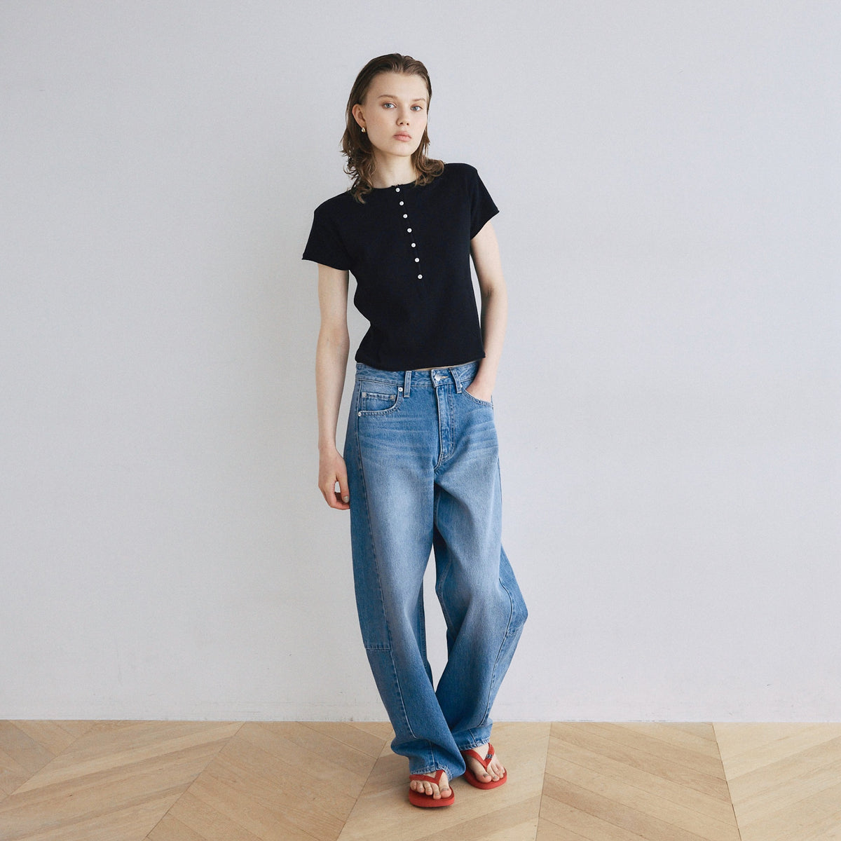 Vintage-like honeycomb henley top