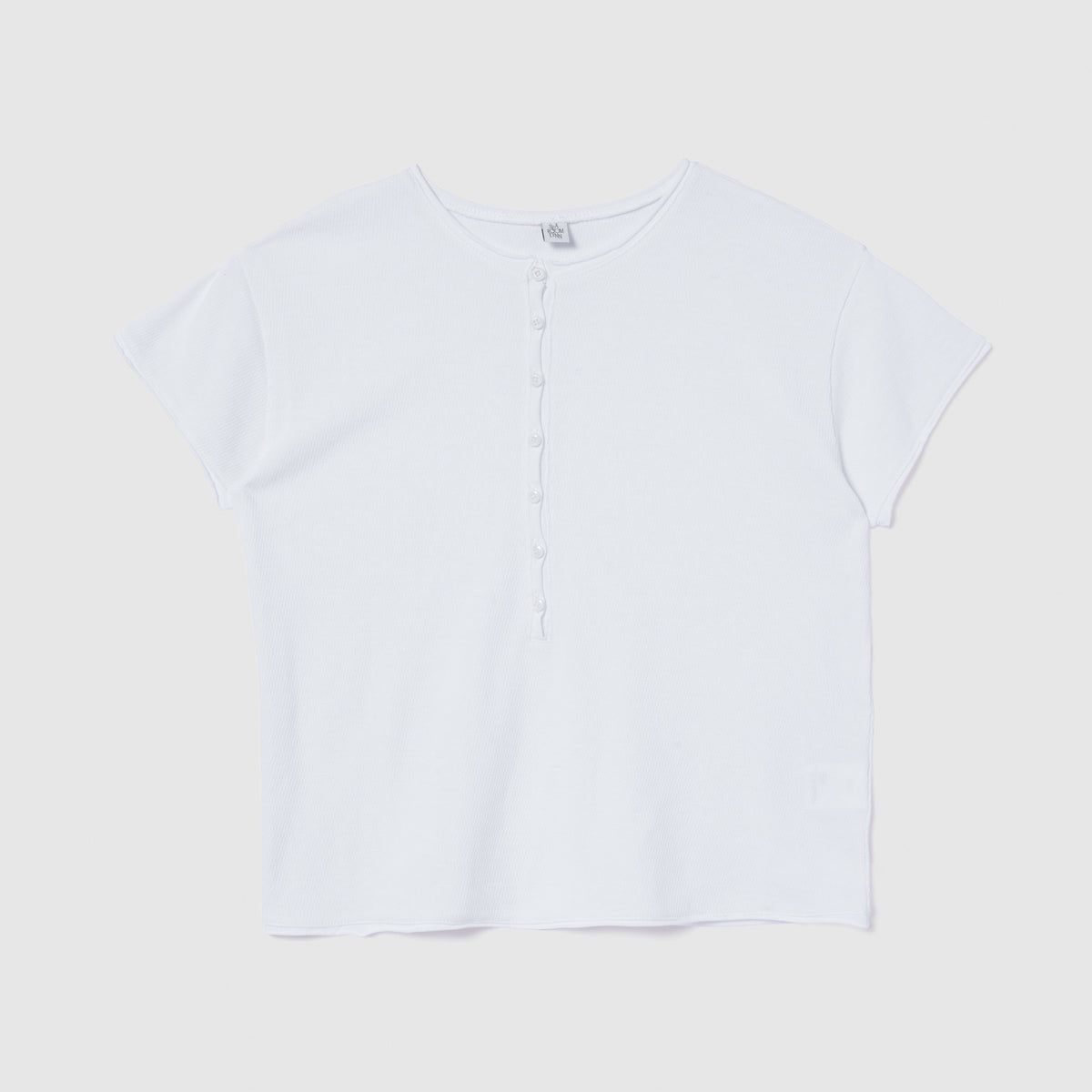 Vintage-like honeycomb henley top