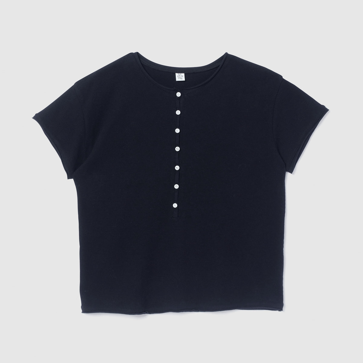 Vintage-like honeycomb henley top