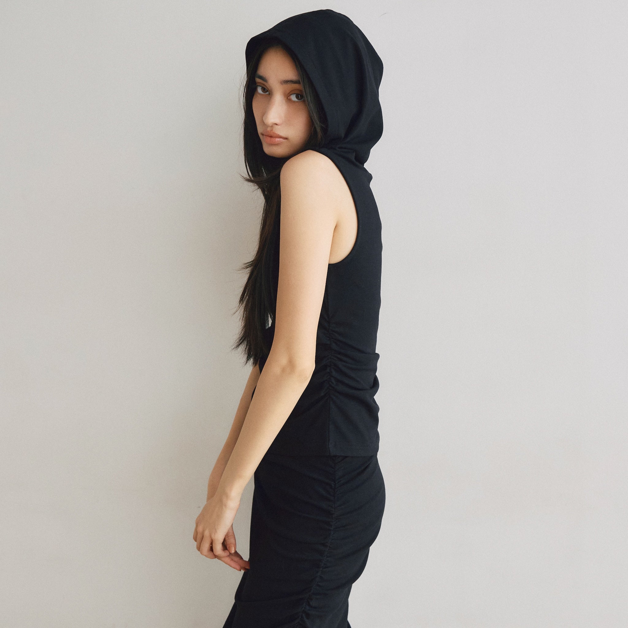 Front Hole Hoodieトップス