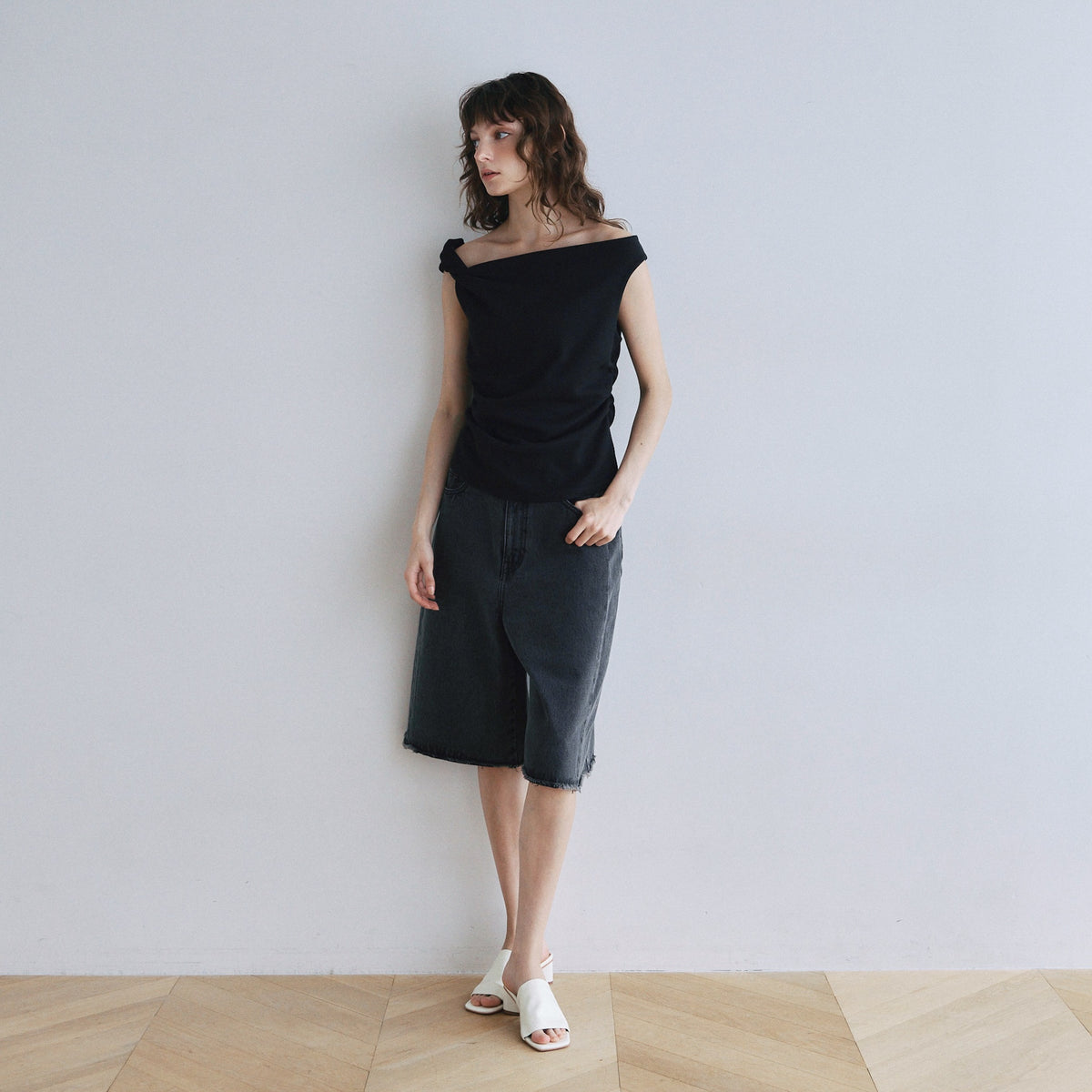 Twist Shoulder Asymmetry Top