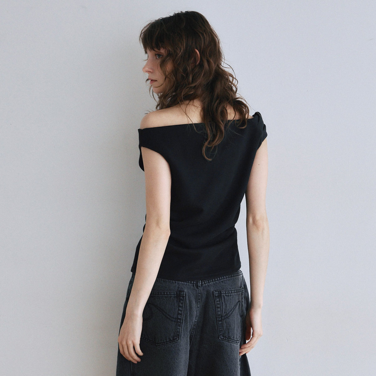 Twist Shoulder Asymmetry Top