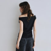 Twist Shoulder Asymmetry Top